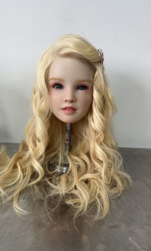UTDOLLS Kelsie Твердая силиконовая голова