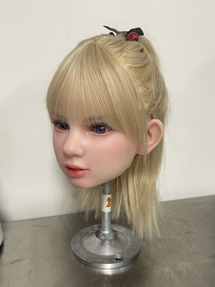 Мягкая силиконовая голова Кати UTDOLLS — изображение 9