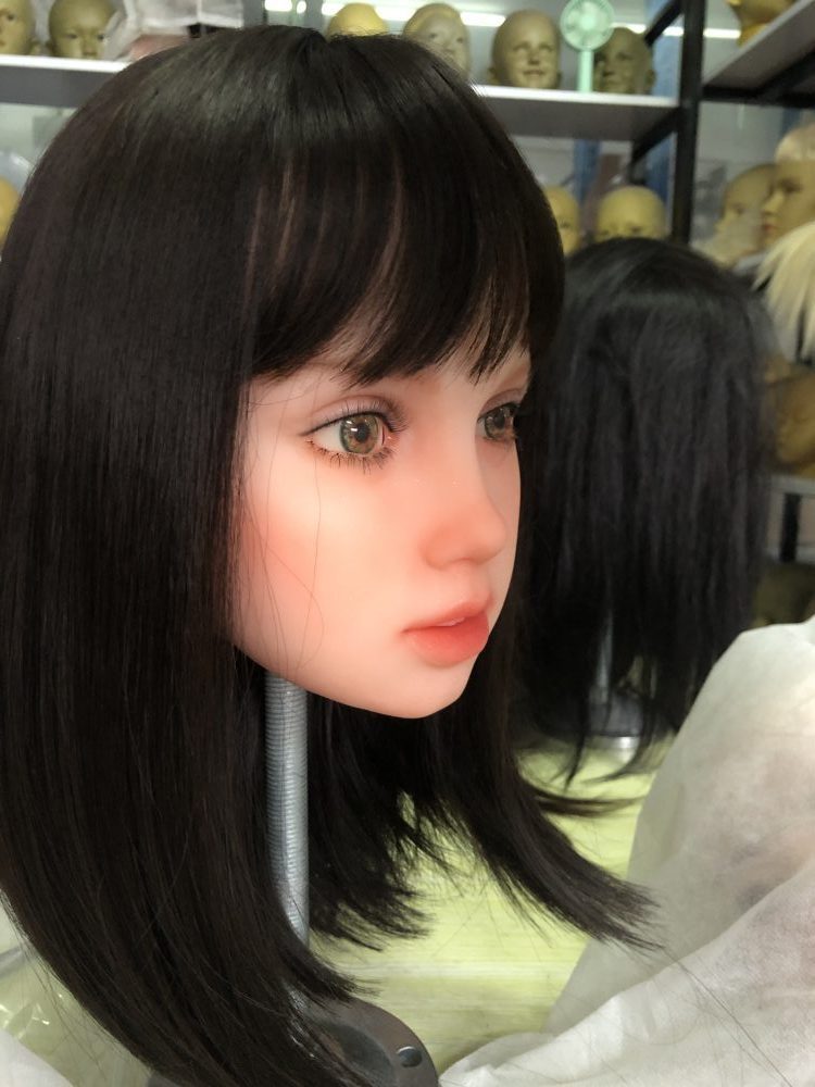 Миниатюрная кукла Луиза UTDOLLS 128 см — изображение 3