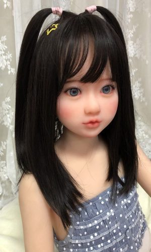 UTDOLLS 128 см. Реалистичная мини-кукла Emelie с открытыми глазами